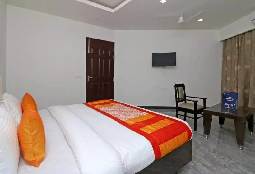 ホテル Oyo 117 Jagat Residency