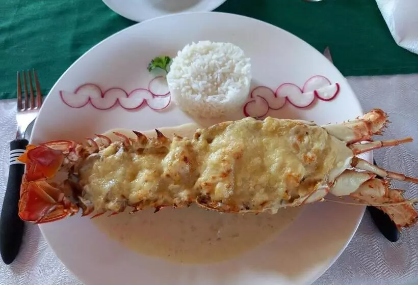 هتل Palm Rock Beach