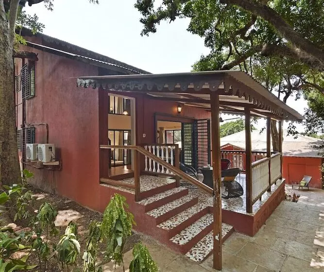 ホテル Radha Cottage