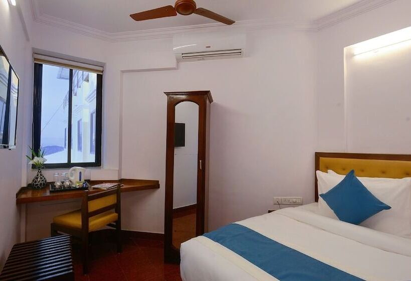 בית מלון כפרי Treehouse Neptune Inn