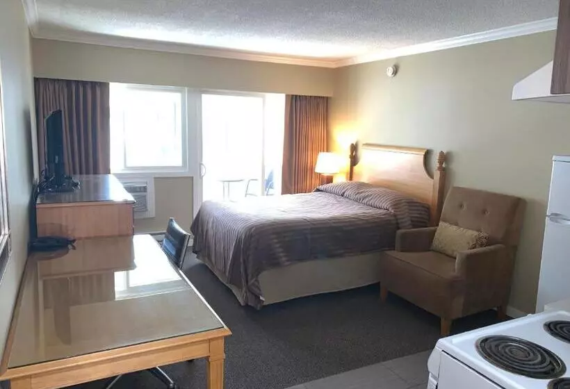 モーテル Okanagan Royal Park Inn By Elevate Rooms