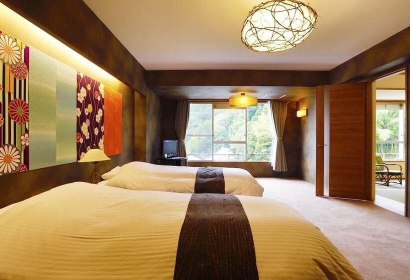 ריוקאן Rakuzan Yasuda