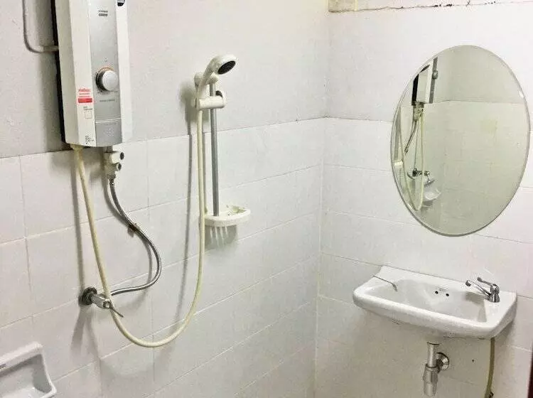 The Creek Garden Resort Huainamrin