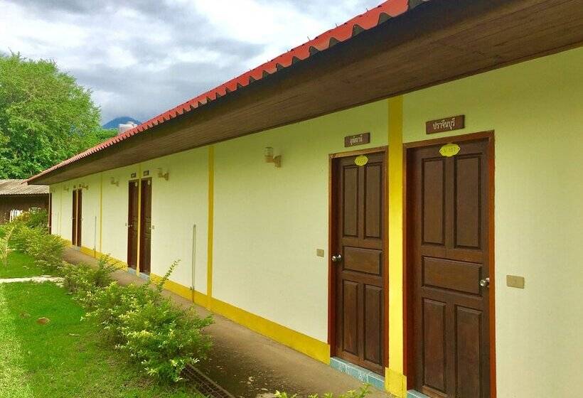 The Creek Garden Resort Huainamrin