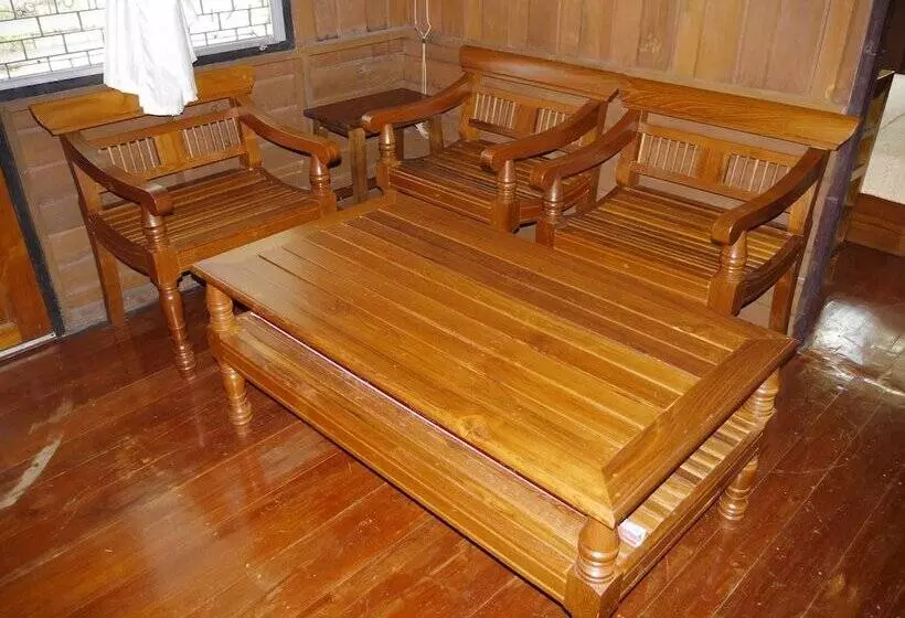 The Creek Garden Resort Huainamrin