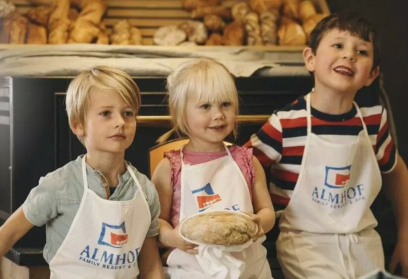 ホテル Almhof Family Und Wellness Resort