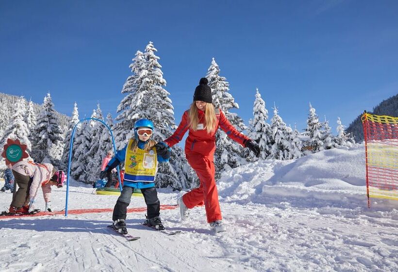 호텔 Almhof Family Und Wellness Resort