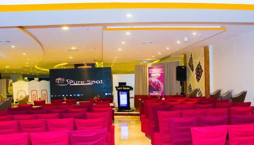 هتل Aswan Plaza