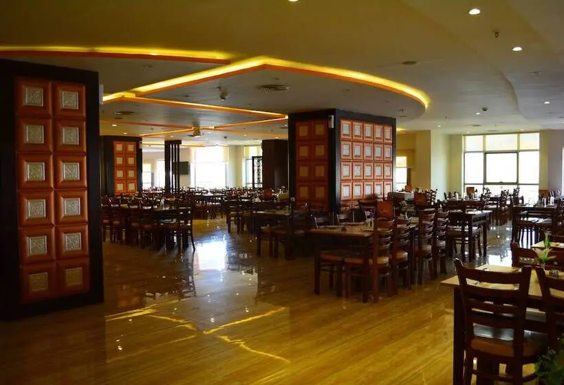 هتل Aswan Plaza