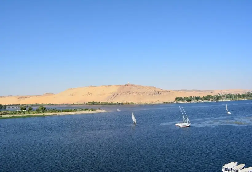 هتل Aswan Plaza