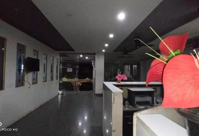 Hotelli Jaidharshini Palace