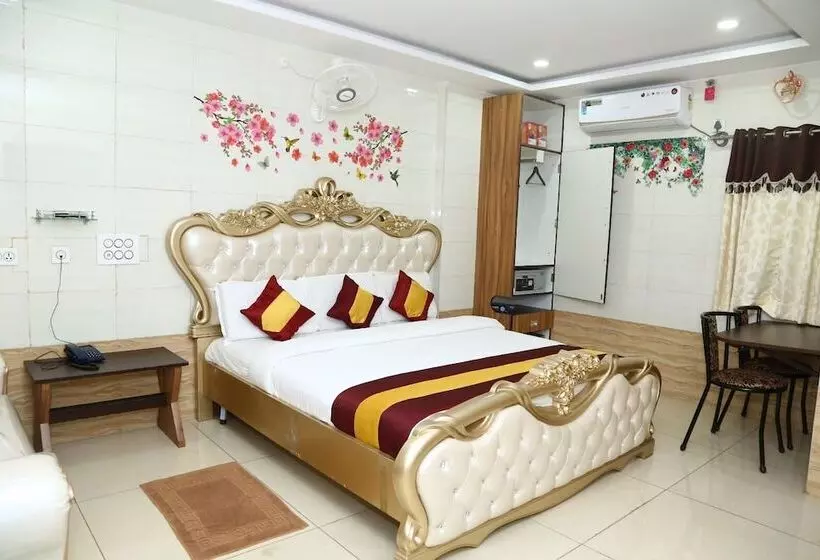 ホテル K N Gupta Residency