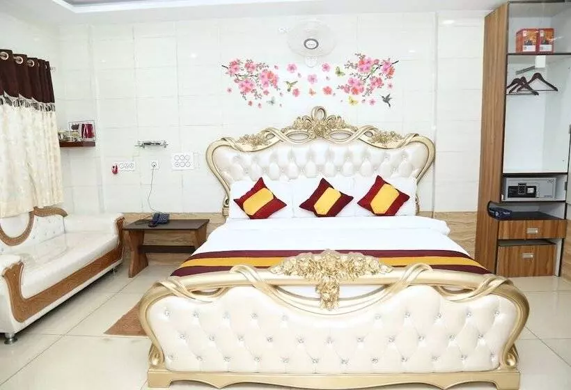 ホテル K N Gupta Residency