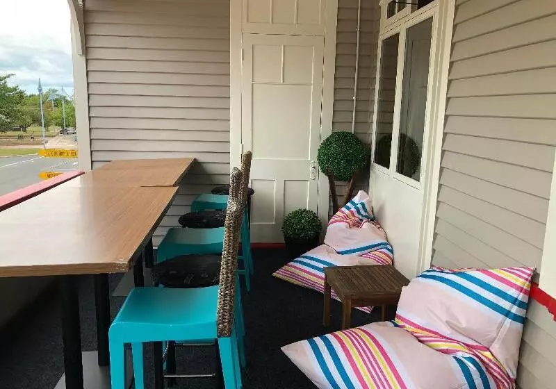 Hotelli The Brown Pub