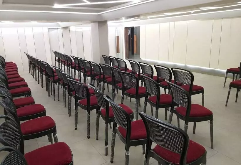 Hotel Limra