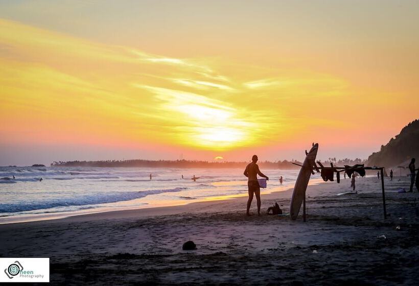 هتل King S Marine B&b Surf