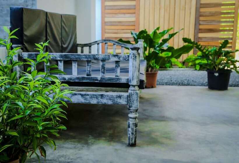 هتل King S Marine B&b Surf