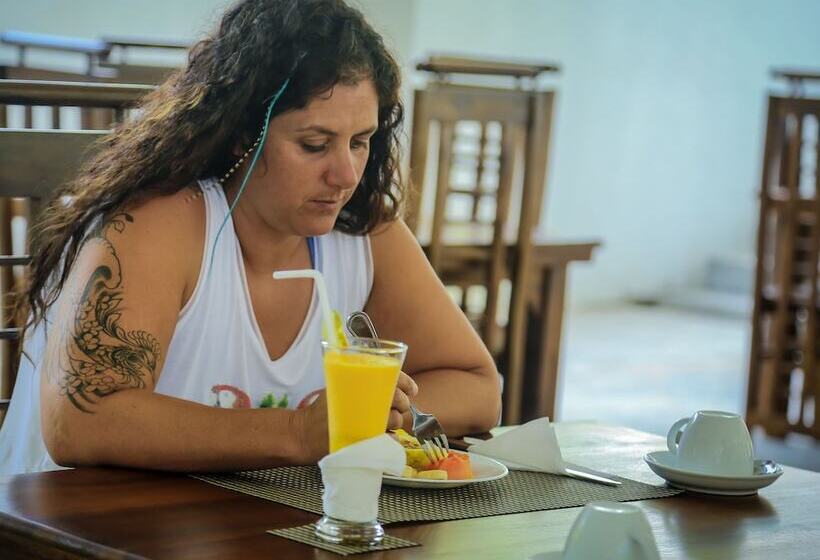 هتل King S Marine B&b Surf