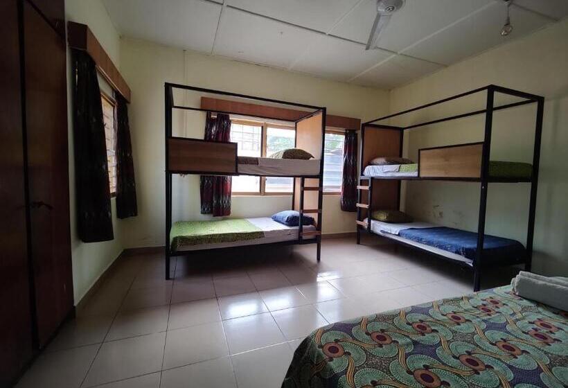 Tumi Hostel