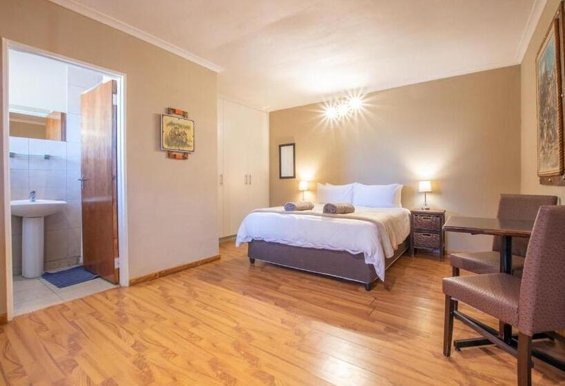 مبيت وإفطار 50 Shades Of Hay Guesthouse