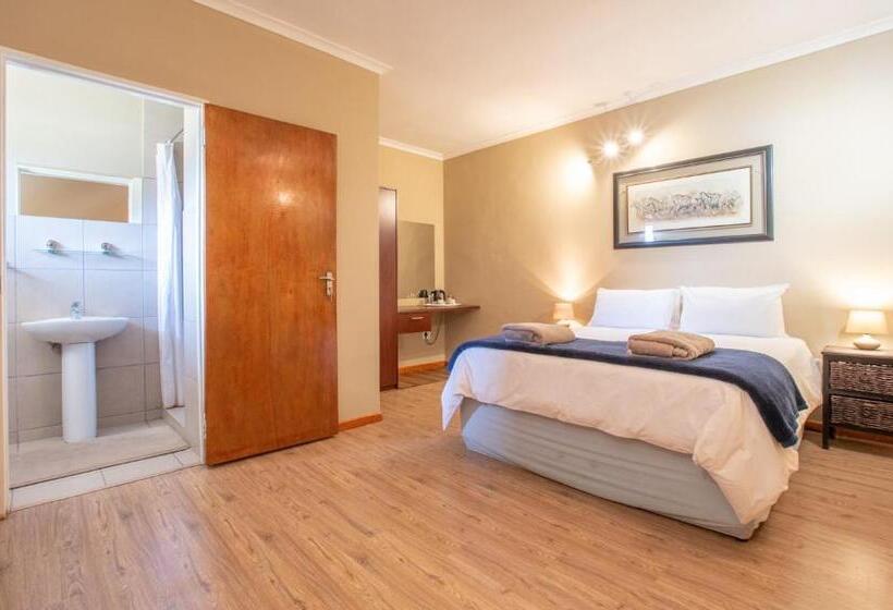 مبيت وإفطار 50 Shades Of Hay Guesthouse