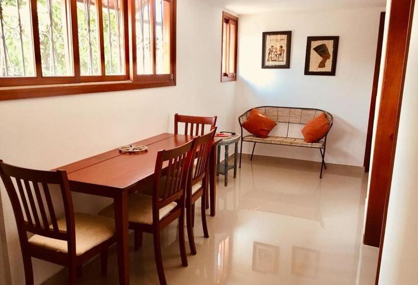 צימר Bacano Hostel