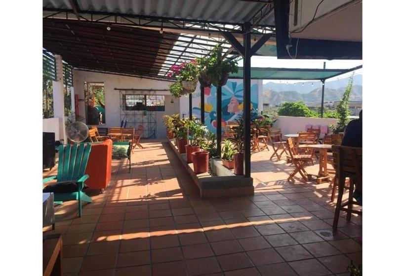 צימר Bacano Hostel