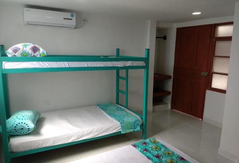 צימר Bacano Hostel