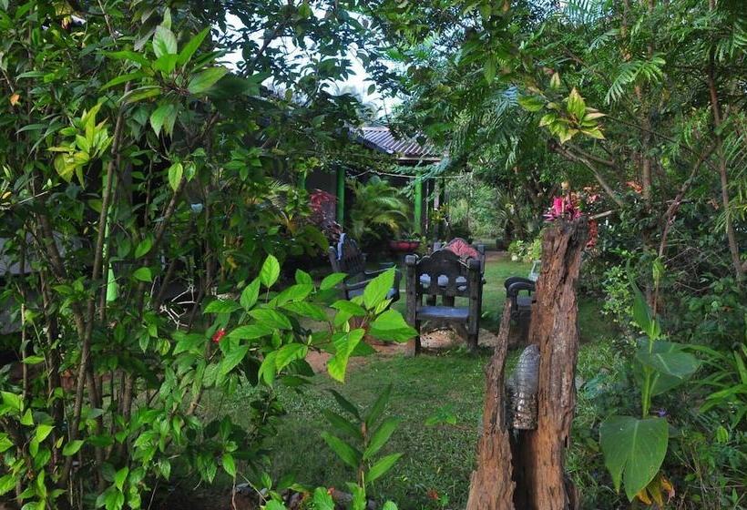 Bed and Breakfast Sigiri Corridor Home Stay