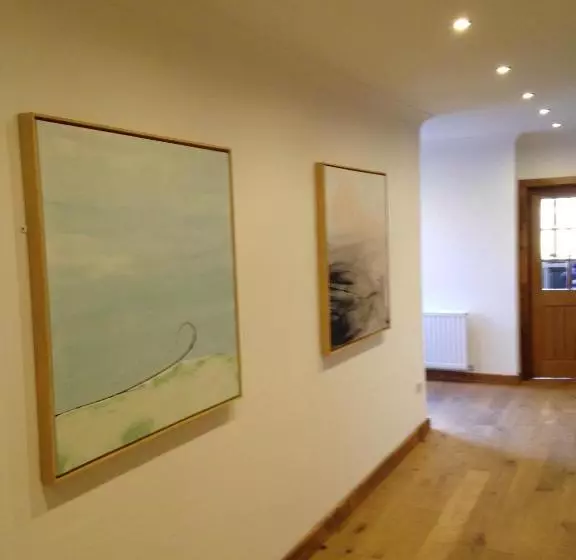 Aamiaismajoitus (B&B) The Stables At The Vale