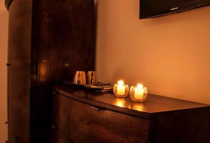 Aamiaismajoitus (B&B) The Stables At The Vale