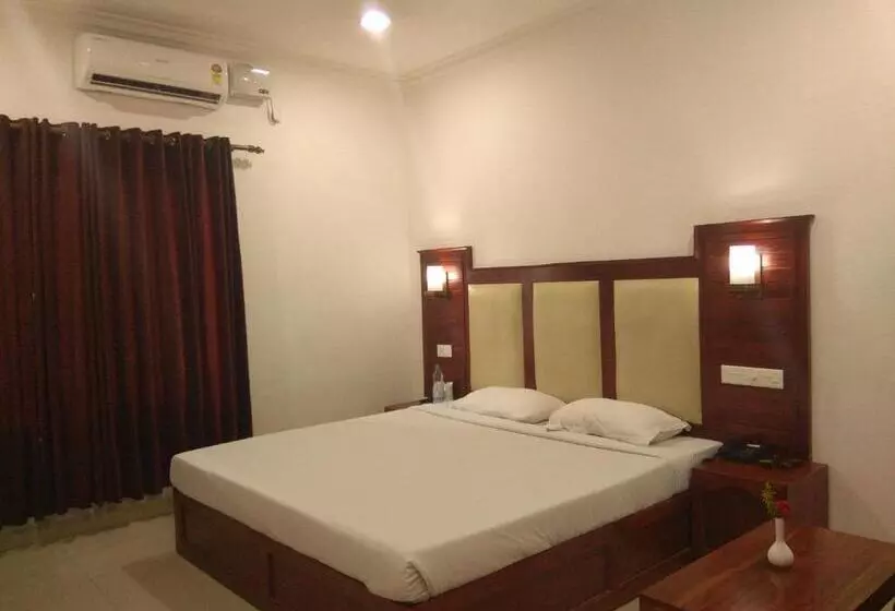 ホテル Sandra Palace