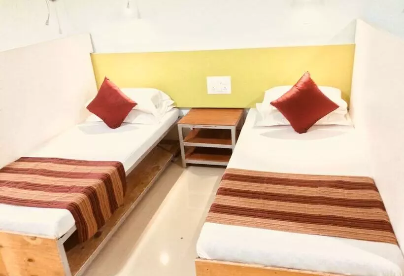 Hôtel Shubham Accomodation Hostel