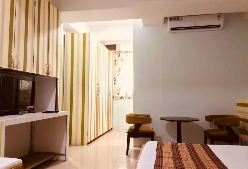 Hôtel Shubham Accomodation Hostel