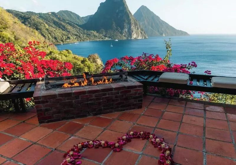 تختخواب و صبحانه Caille Blanc Villa &   Adults Only