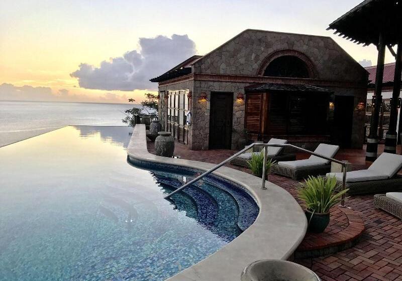 تختخواب و صبحانه Caille Blanc Villa & Adults Only