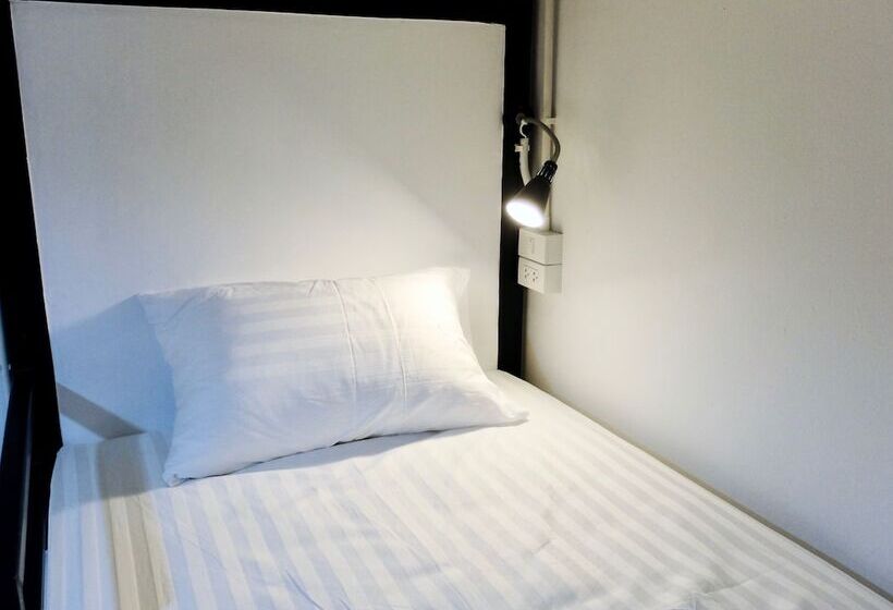 Diamond & Rust Hostel