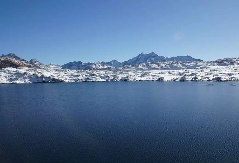 Hotelli Grimsel Passhöhe