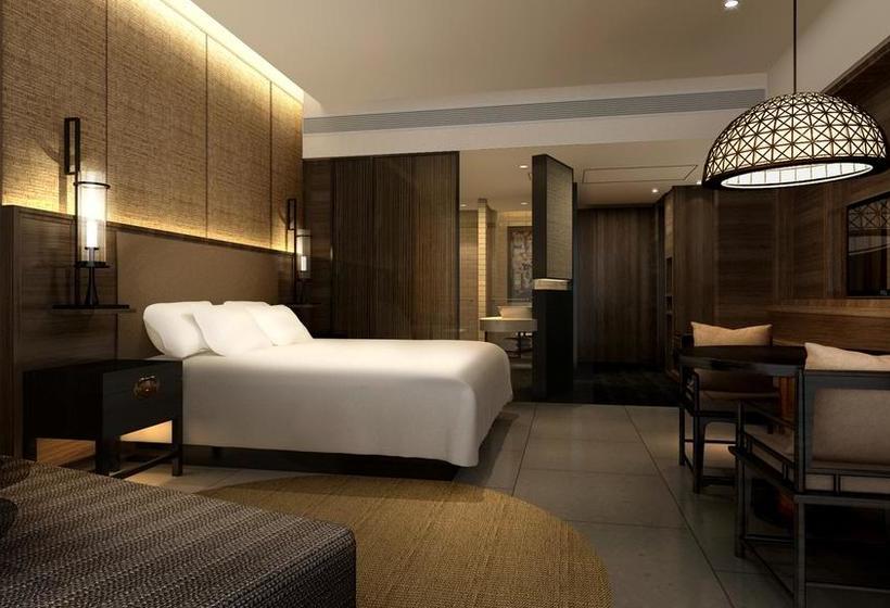 בית מלון כפרי Hilton Huizhou Longmen Resort