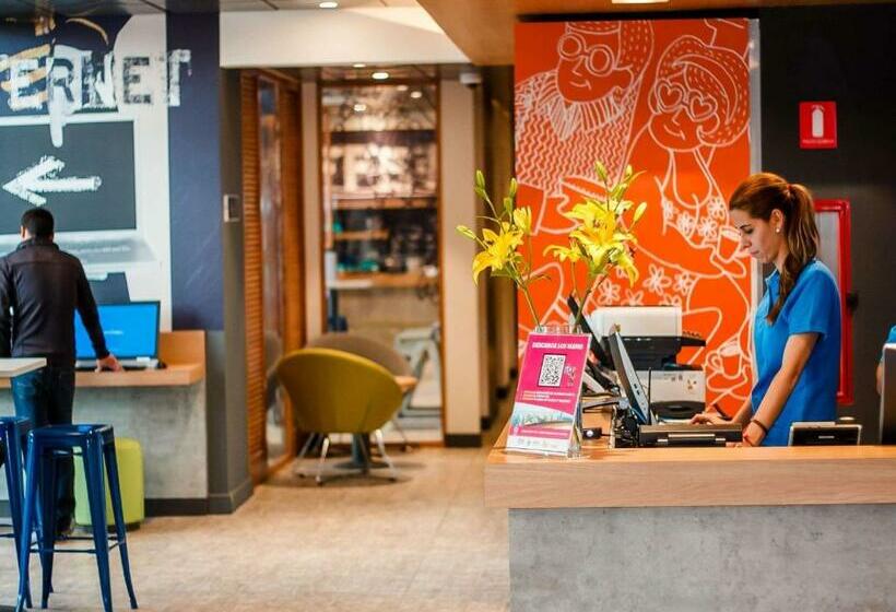 호텔 Ibis Budget Iquique