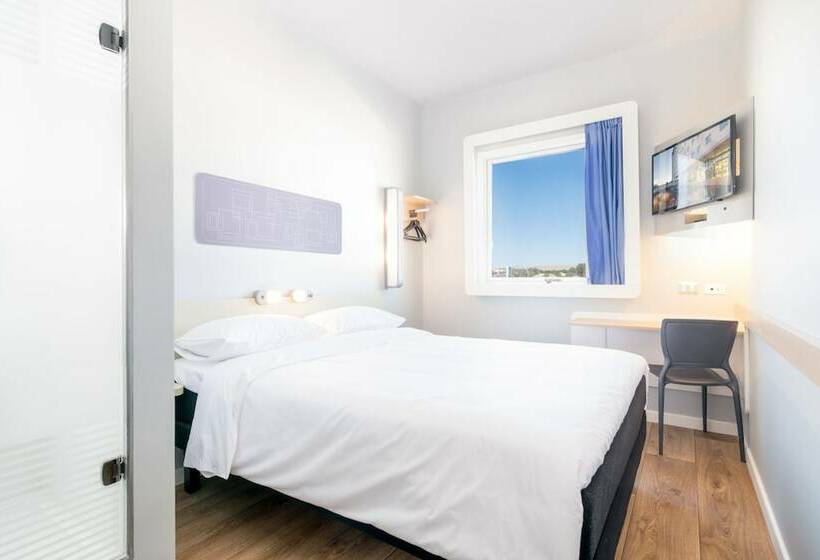 ホテル Ibis Budget Iquique