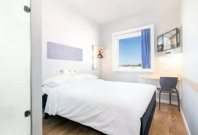 ホテル Ibis Budget Iquique