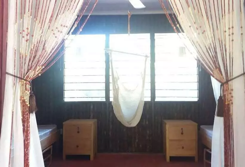 هتل Serenity Retreats Belize A Vegan Resort