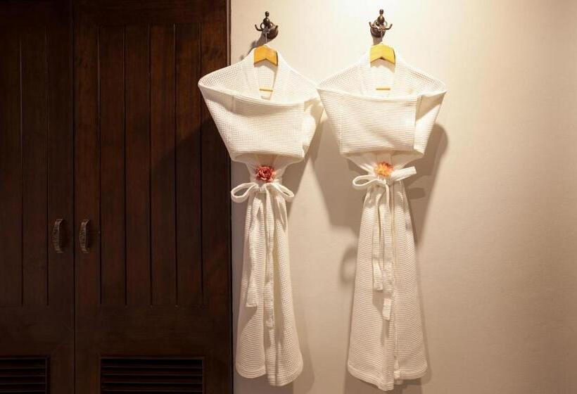 Supicha Pool Access Hotel Sha Plus