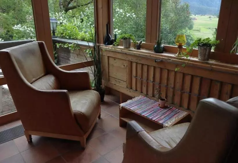 Mellow Mountain Hostel