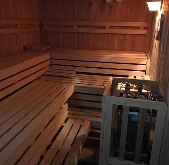 Mellow Mountain Hostel