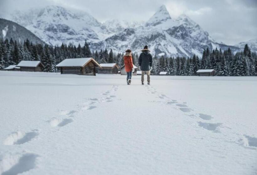 Mellow Mountain Hostel