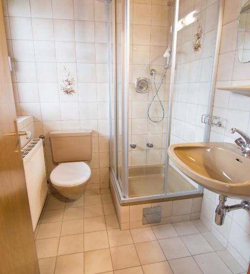 Mellow Mountain Hostel