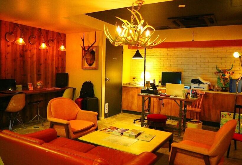 Midnight Rockers   Hostel