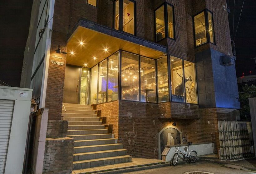 Midnight Rockers   Hostel